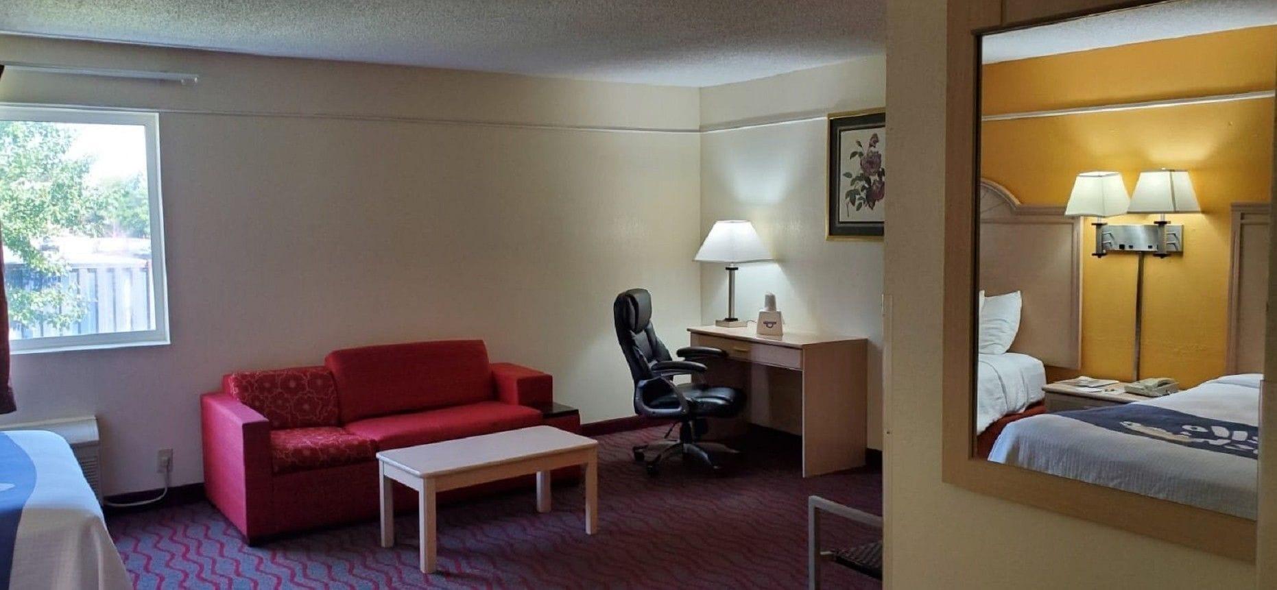 Days Inn By Wyndham Kansas City International Airport Eksteriør bilde