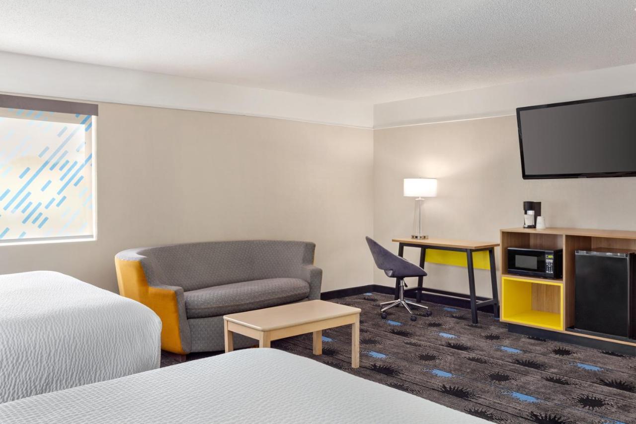 Days Inn By Wyndham Kansas City International Airport Eksteriør bilde